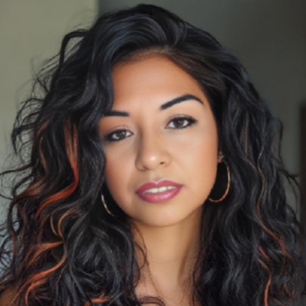 Meet your Posher, Liz